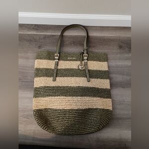 NWT Michael Kors Safari Green and‎ Tan Woven Straw Leather Strap BeachTote Bag